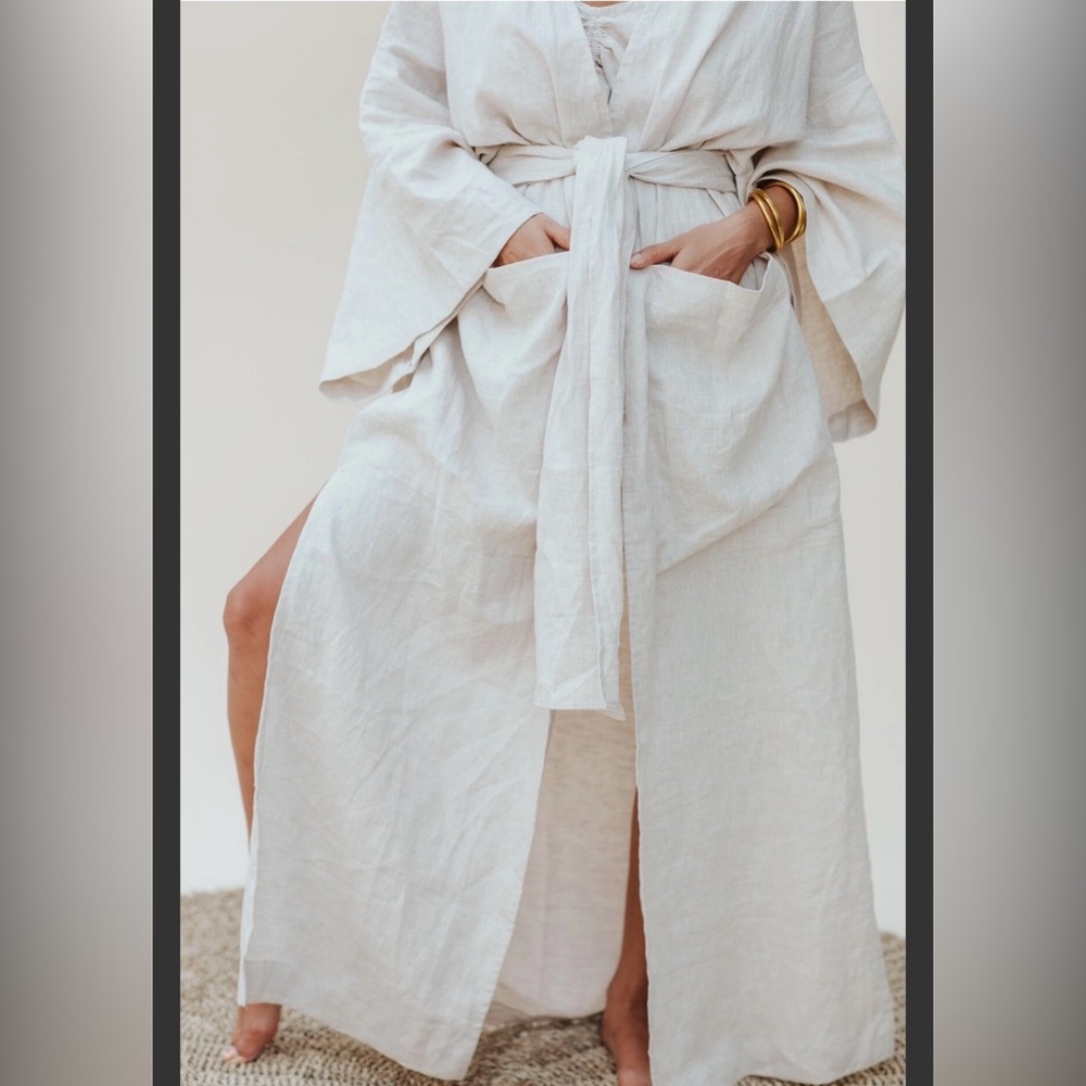 Never worn! Myrah Penaloza - Picture 3 of 6